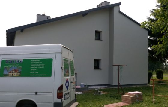 Targowisko - elewacja, ocieplenie (5)